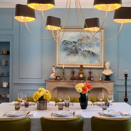 Chateau De Brinville *