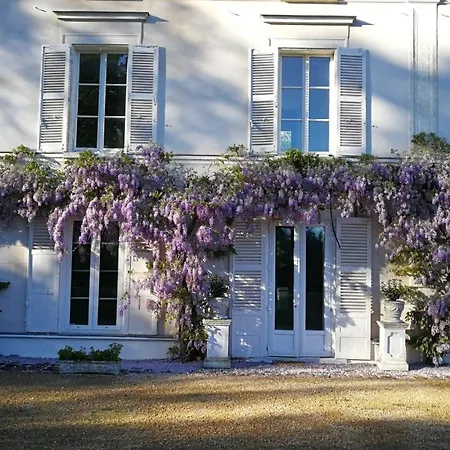 Chateau De Brinville * Saint-Sauveur-sur-Ecole